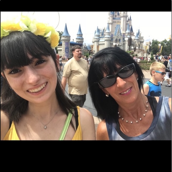 Meet your Posher, Paula - Picture 3 of 8